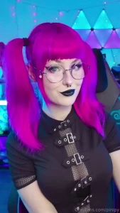 I m live on http twitch tv pinipy with pigtails it s been a while