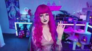 Live on http twitch tv pinipy and i ve got a hair upgrade come chat