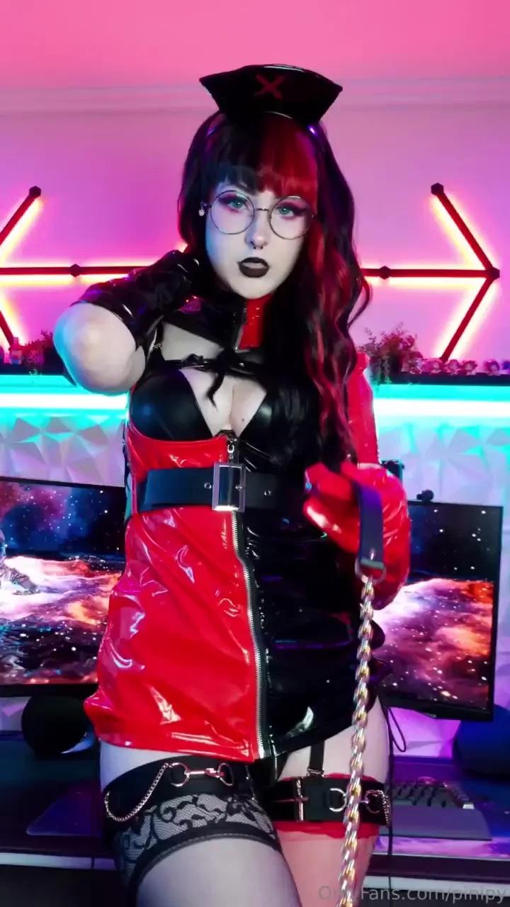 Getting leashed on the feed eat it up before i change my mind 