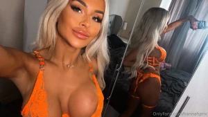 You ever had a crush on someone from the internet asking for a friend part 1