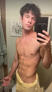 Due to popular demand college bro cohen cohencade is back on of still