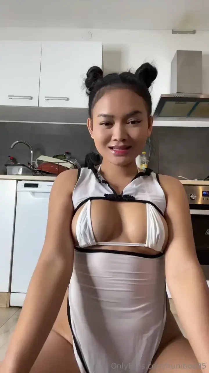 Silly tiktok video i m just in love with this outfit at the moment 