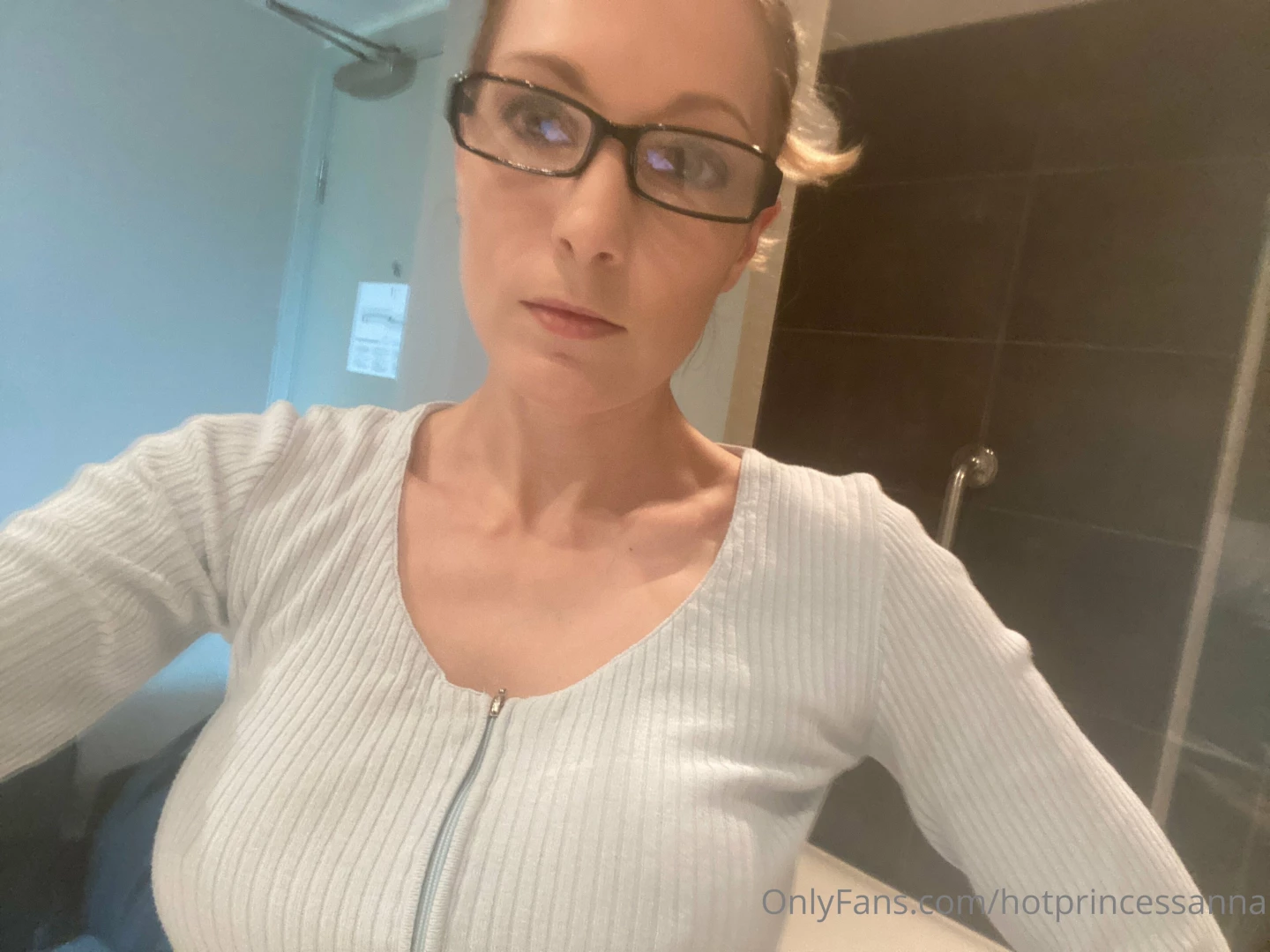 hotprincessanna - Sexy teacher with her tits out ins t going to put up with naughty part 2 