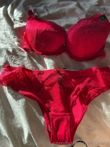 I got some freebies from ann summers might wear the black set to a part 2