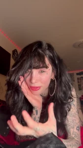 Clit rubbing fetish i need it now just rubbing with my fingers is not