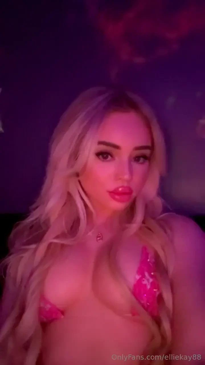 Nude bundle baby wish you could slide your fingers in me right now 