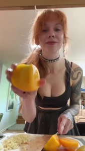 Come have dinner with me