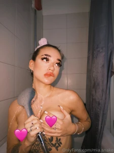 I can be so innocent and naughty at the same time it would make you part 1