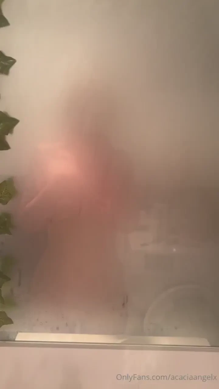 Boy it s cold outside but it s steaming up in here 