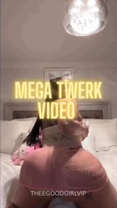 I wanted to show you my new juicy ass mega twerk video that i made let part 1