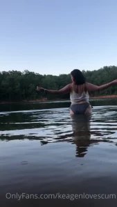 Flashing the waters and whoever else saw in ga