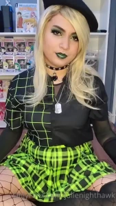 2 cute yet toxic teases