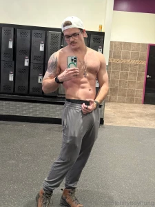 A few pump photos to bless your evening