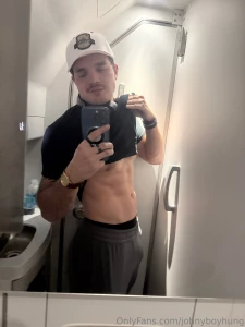 Who likes airplane pics