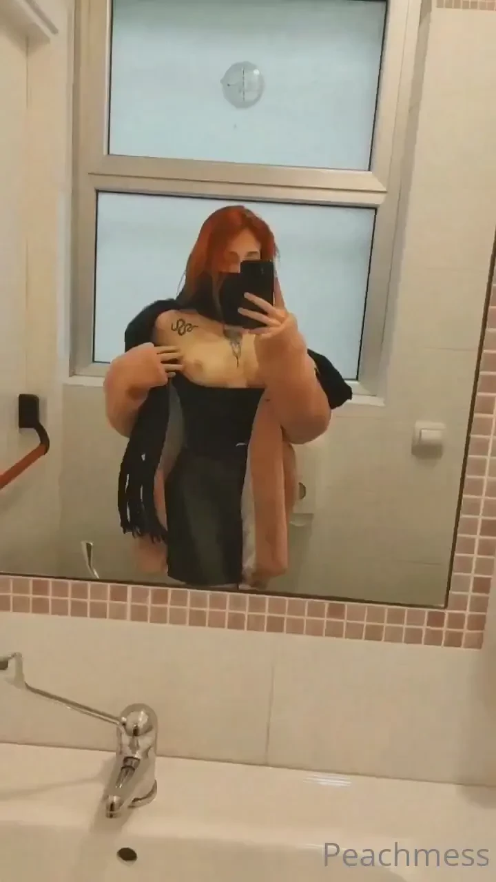 La bellezza di uscire senza reggiseno 