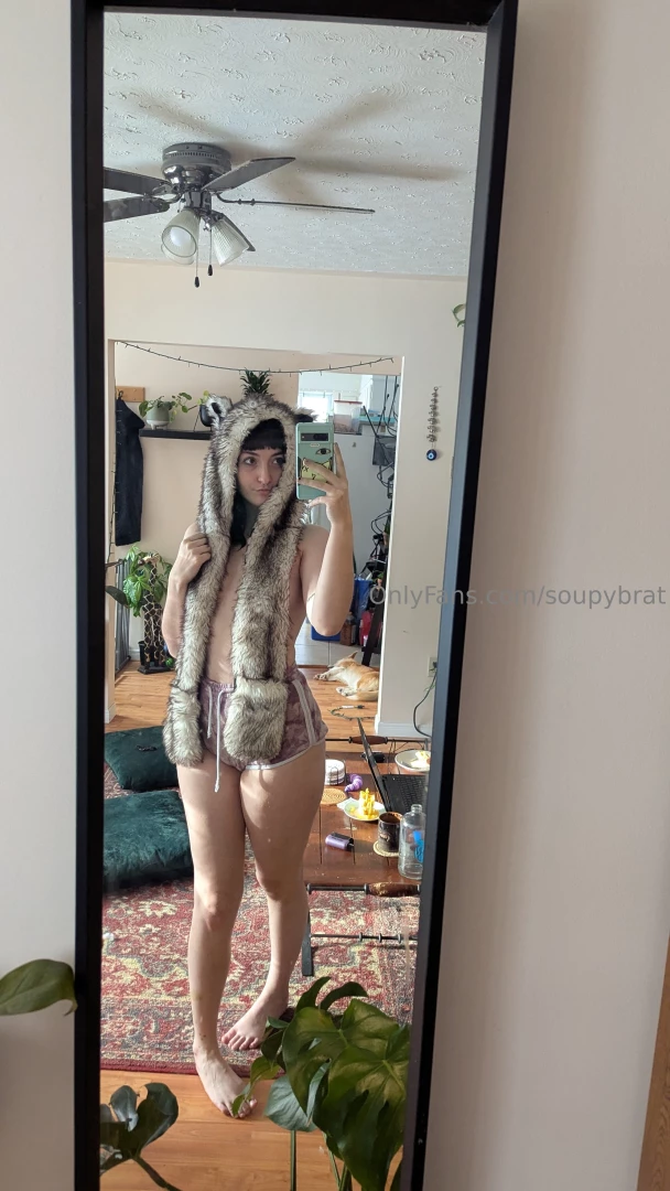 Meow meow meowww paws at u part 3 