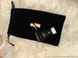 Luke 4 orgasmegel her ble laererinnen s sensitiv av kremen hun fikk