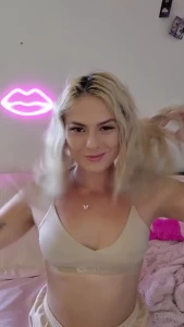 Good afternoon daddy i ll be out by the garden today send me a message