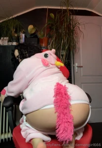 Come fuck me in my pjs