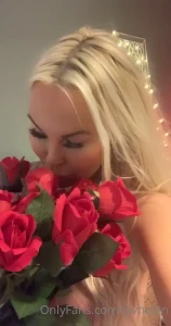 Loove the smell of fake roses