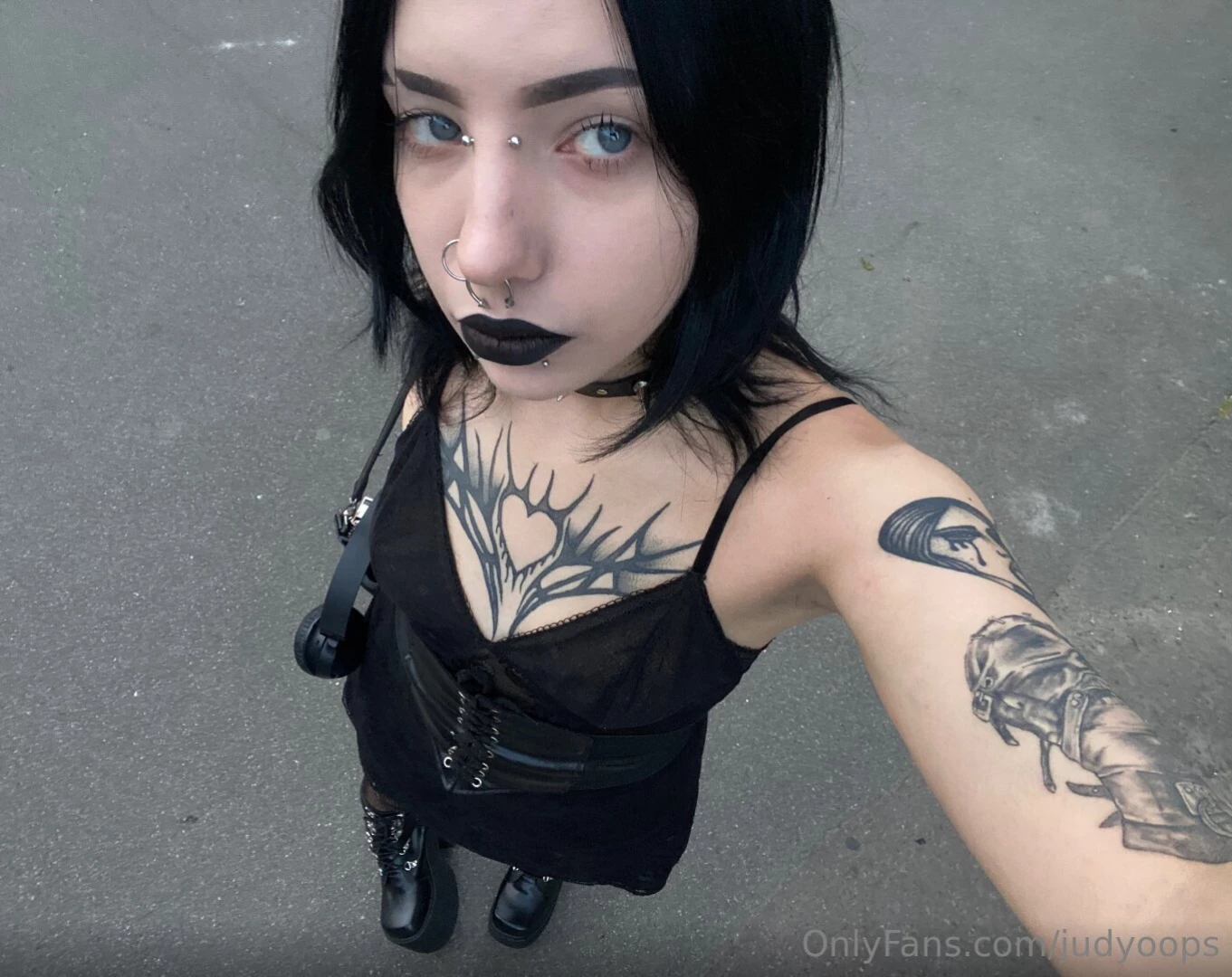 Hey everyone i m cate and my soul gravitates toward dark ballads and part 140 