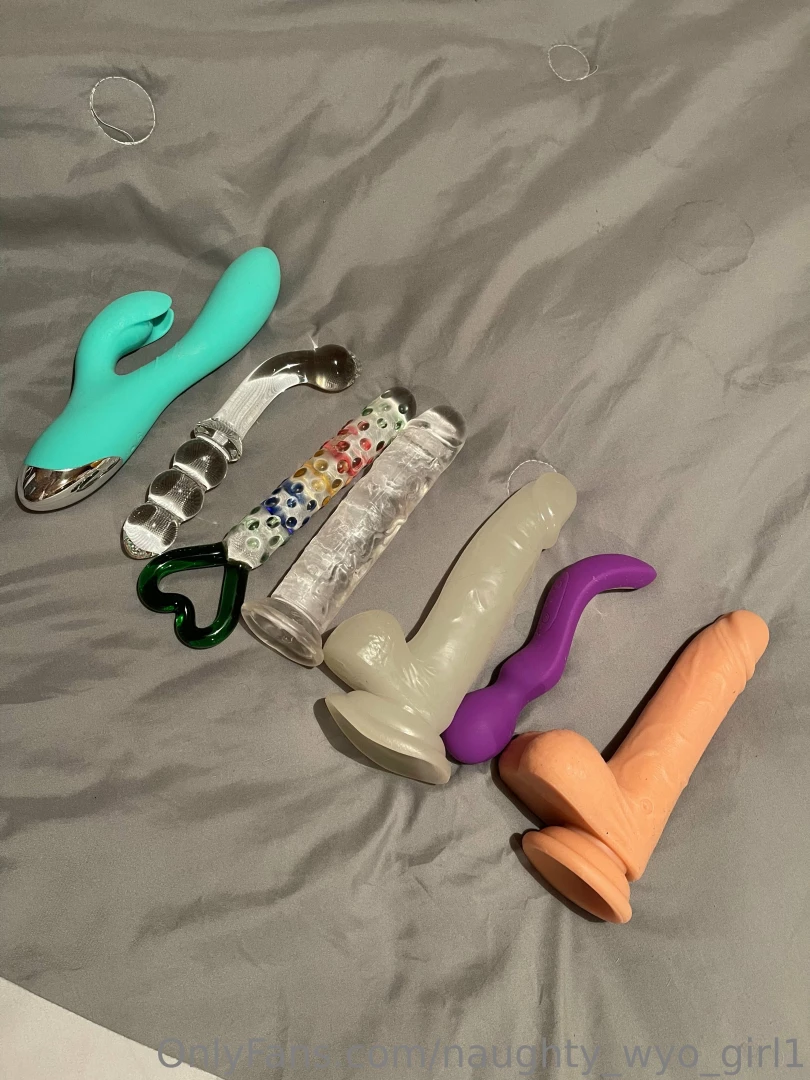 Guess what toy i decided to do some solo play with tonight join me 
