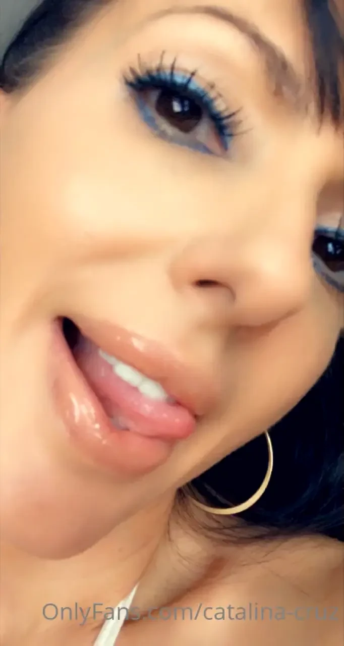 Getting ready to play before my live cam today some vid clips part 8 