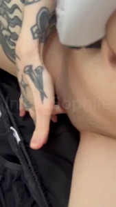 Ich spiele gerne mit meiner pussy wenn ich zocke
