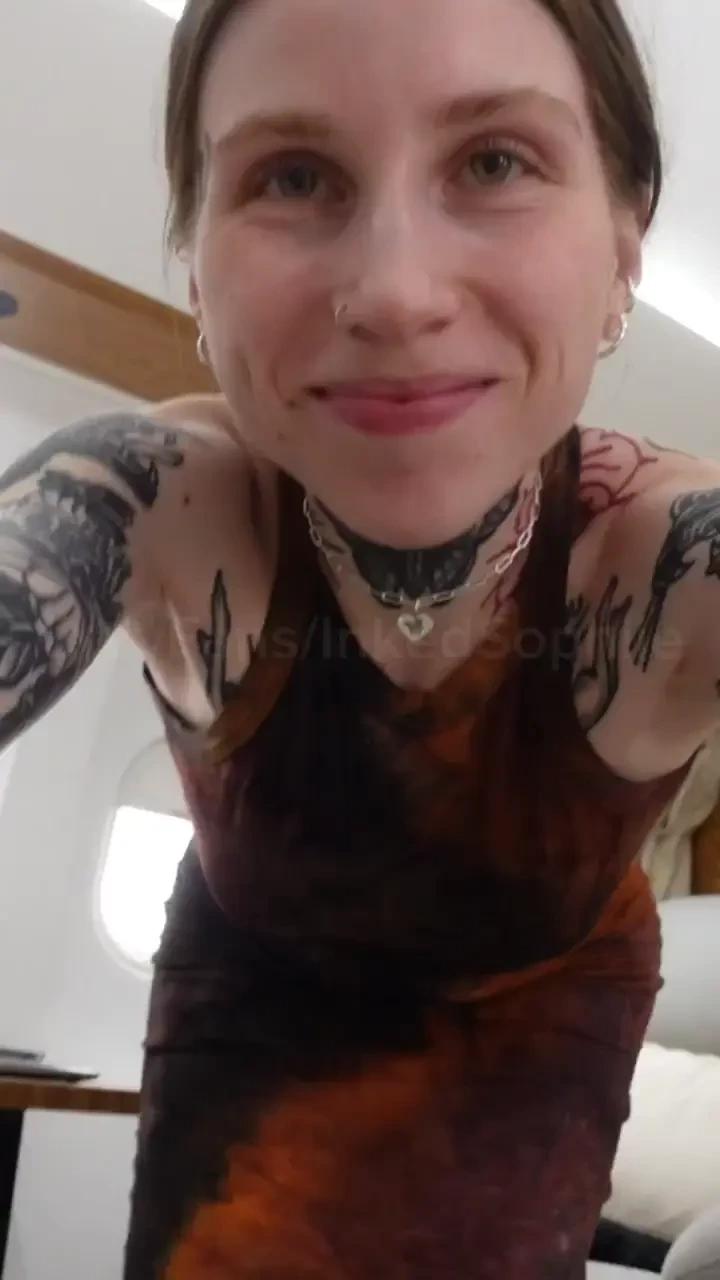 Wenn du eigentlich nur kurz deine pussy zeigen willst dann jemand 