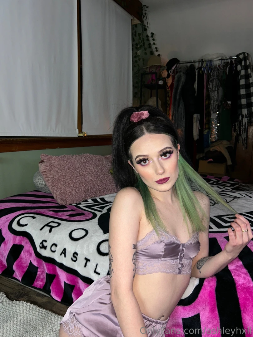 A little valentines day glam plus a few bonus pics part 5 