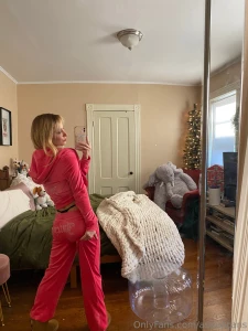 Wore this to the grocery store part 3