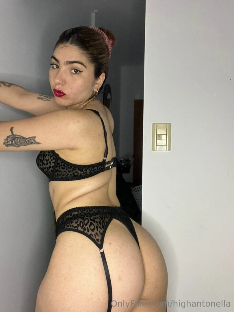 Eyes up here or don t i don t mind part 8 