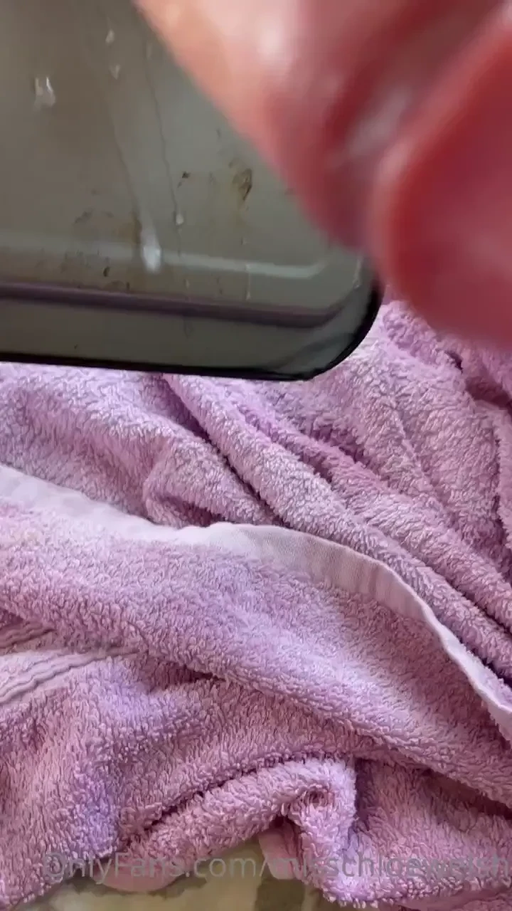 Couldn t find anything else in this air bnb to use so i could bounce 