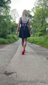 Do you love the sound of my heels on the concrete as i walk so