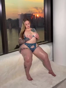 Aluhstyworld brittney4u quick behind the scenes from our shoot make part 2