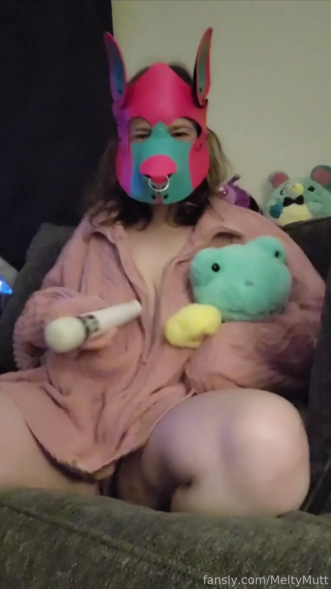 Yawn this pup is sleepy but they still wanna rub out a quick one 