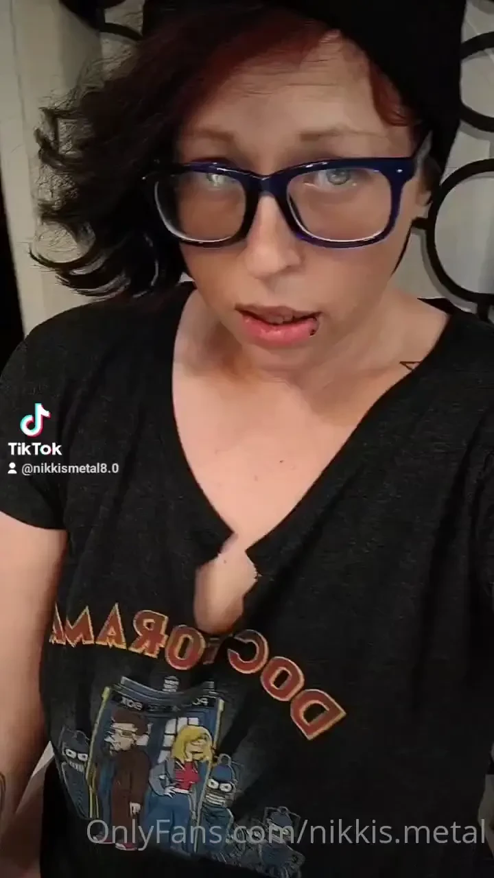 Hope everyone is having an awesome saturday currently waiting for the 