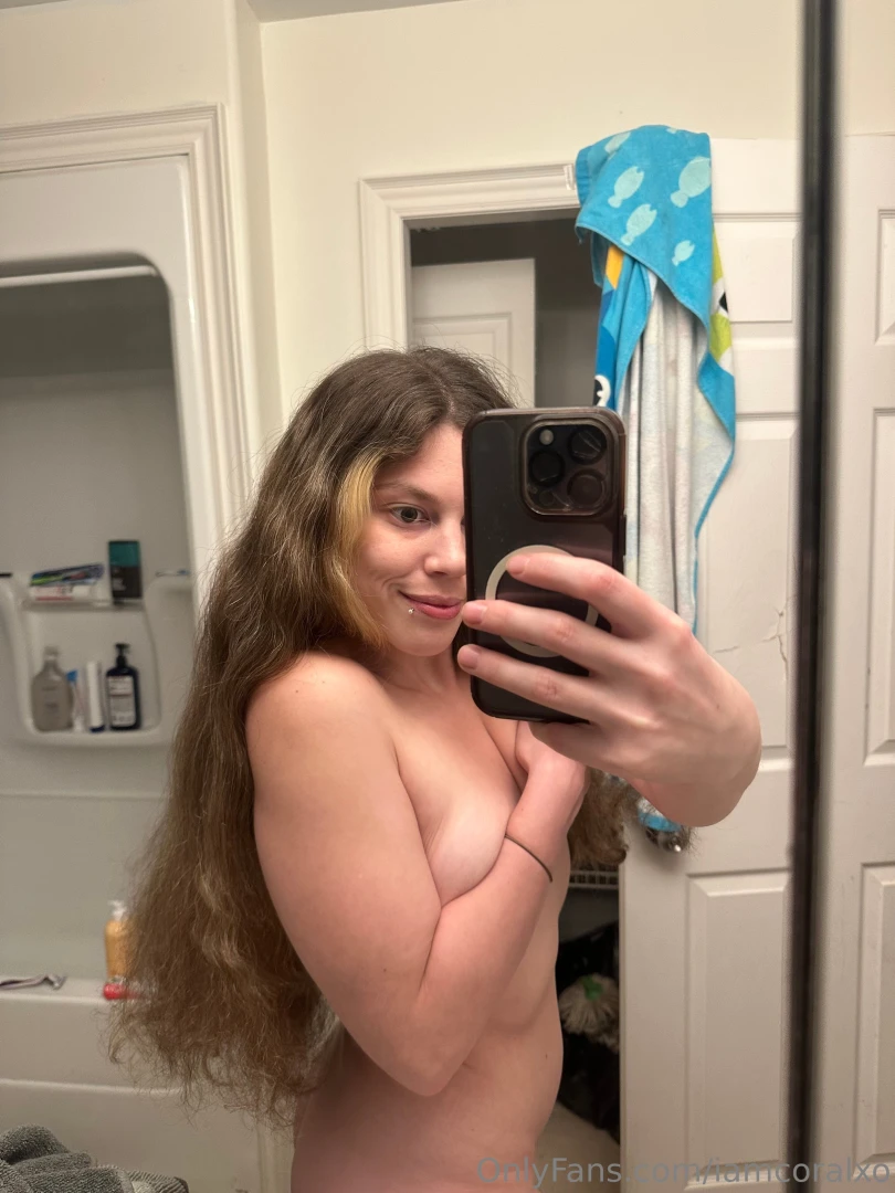 Kiss me suck me liiiiccckkk me fuckk me 