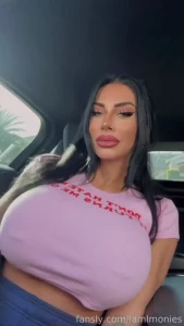Look ma no hands fyp boobflex flexing brunette