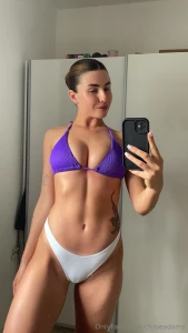 I need someone to rub sunscreen all over me anyone up for it part 3