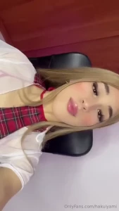 Izzycams immaculate trans girl she does live shows 3 times a week ad part 3
