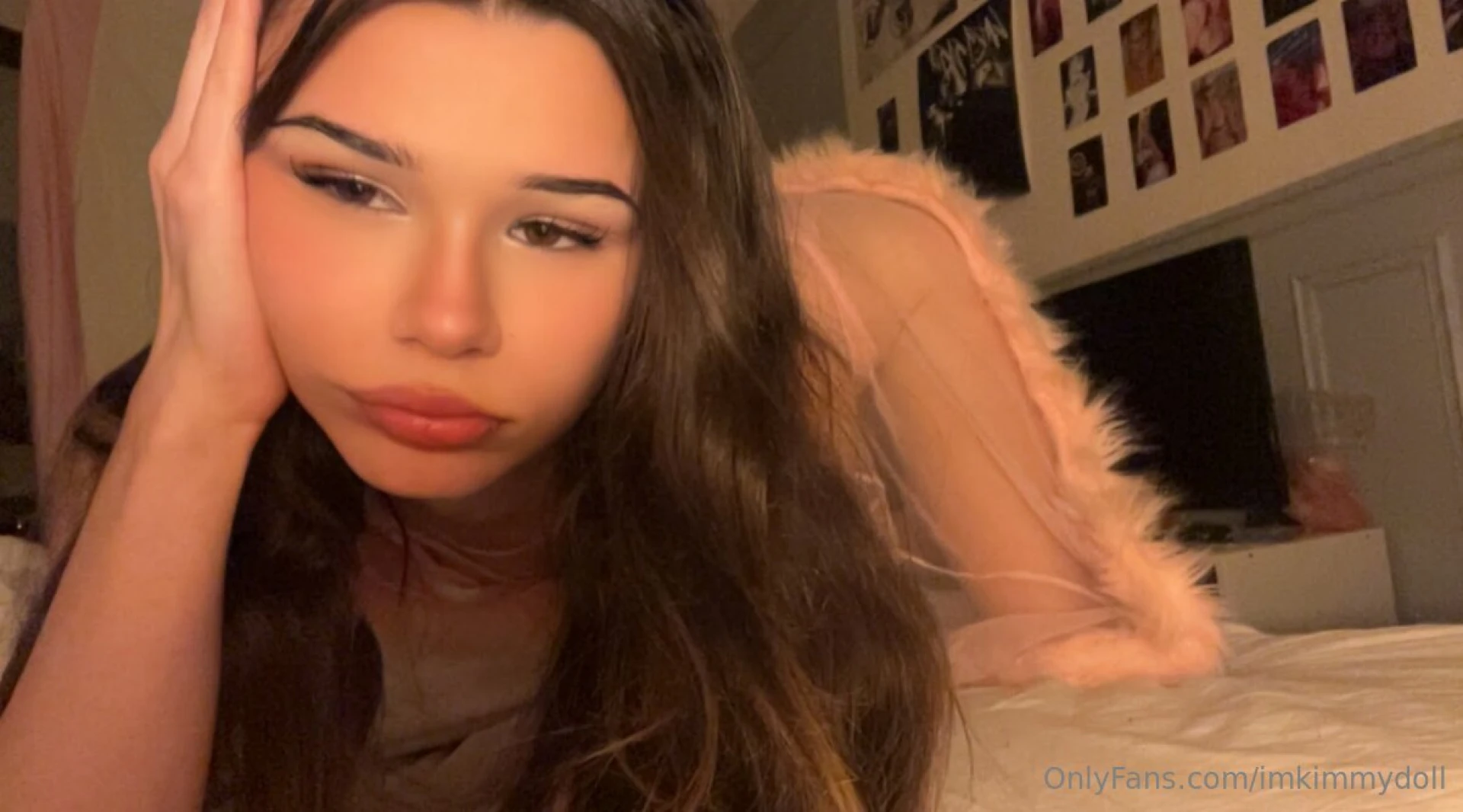 Feeling bored should i behave or misbehave 