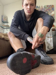 My jordans are starting to look a bit filthy