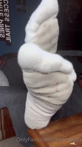 jamesuncut1 - Wiggling my toes in my white nike socks full length customs always 