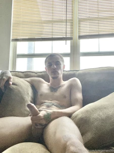 My big cocks throbbing for your cash