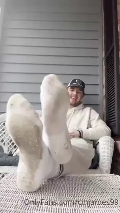 Verbal foot worship 