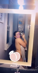 I just showered so i m so i m pretty wet if you wanna see my wet body