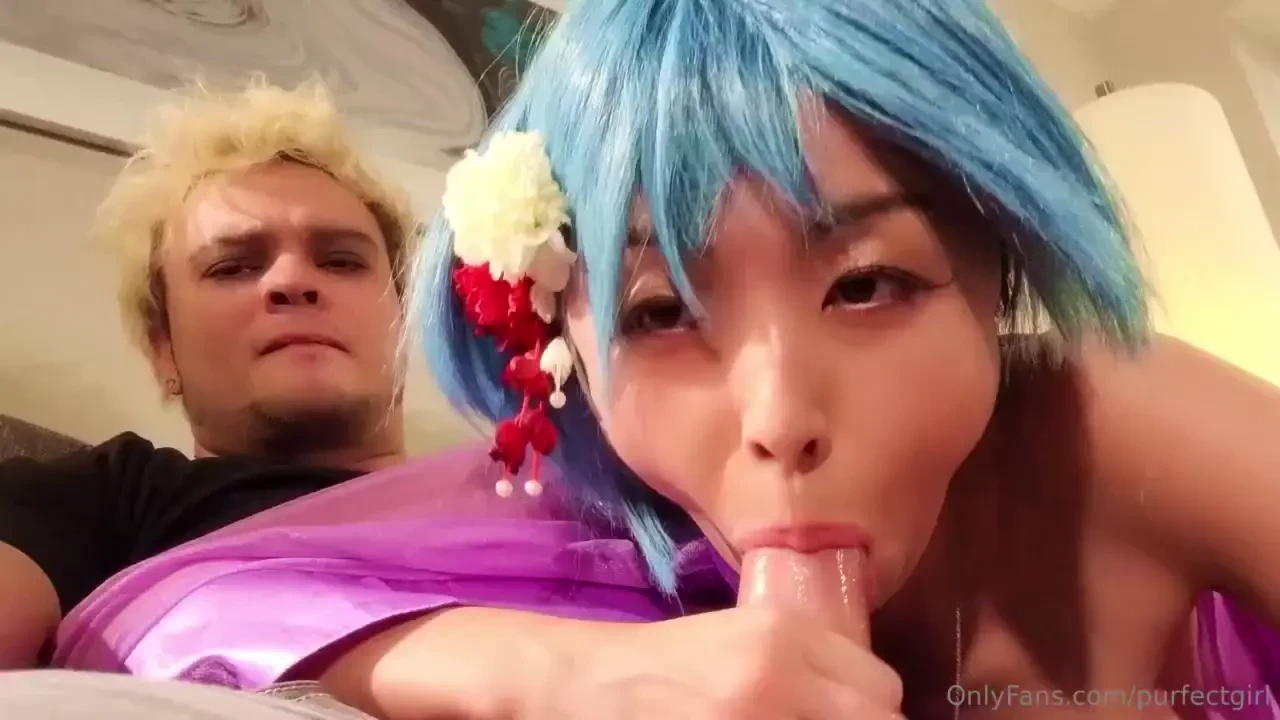 Welcome to purfect girl cum see what me and my kitties are up to 