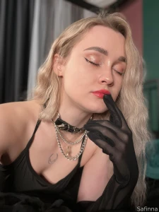 I m waiting while you invite me on a date horny boi blonde fyp free