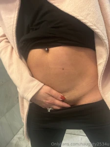 I m on my lunch break so who wants to feed me something warm and i don part 2